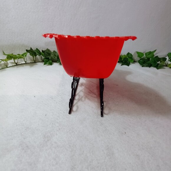 EUC: Vintage Milkis 1960s Red Christmas Sleigh Candy Holder w/ Original Box - Picture 9 of 11